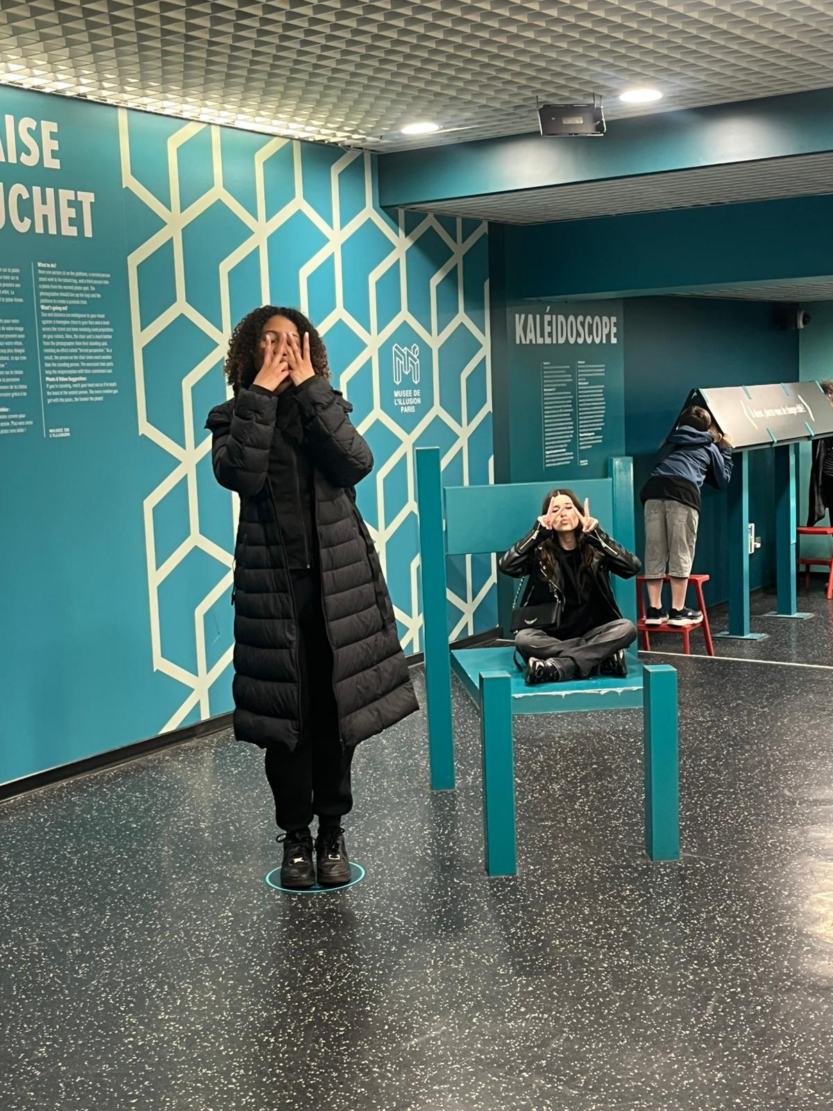 Sortie au musée de l’illusion avec les 1ère Pro